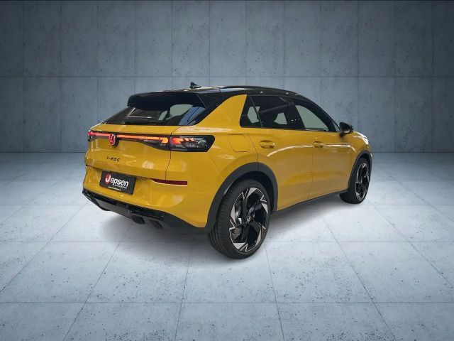 Volkswagen T-Roc 1.5 eTSI DSG R-Line