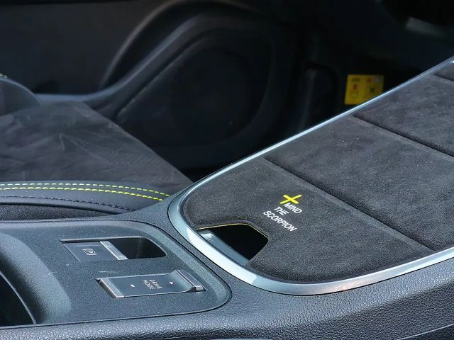 Abarth 600e Scorpionissima