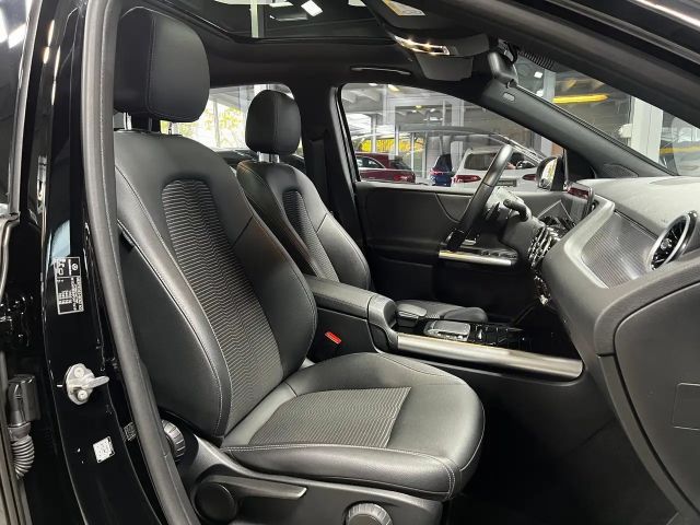 Mercedes-Benz B 180 Progressive