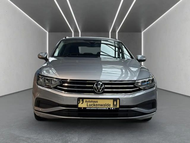 Volkswagen Passat 1.5 TSI DSG Variant
