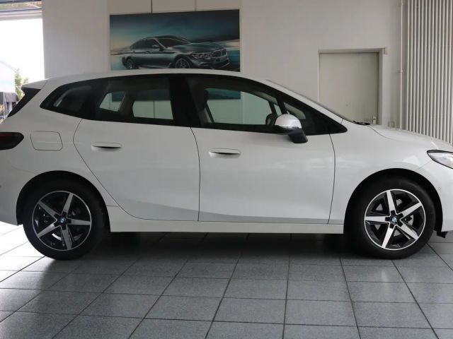 BMW 220 220i Active Tourer