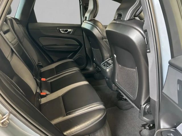 Volvo XC60 AWD R-Design