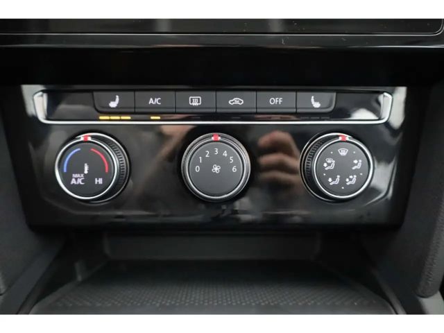 Volkswagen Passat 2.0 TDI Business DSG Variant