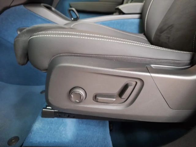 Volvo XC40 Bright Plus Recharge T4