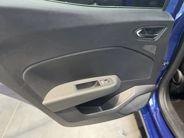 Renault Clio E-Tech Hybrid Intens