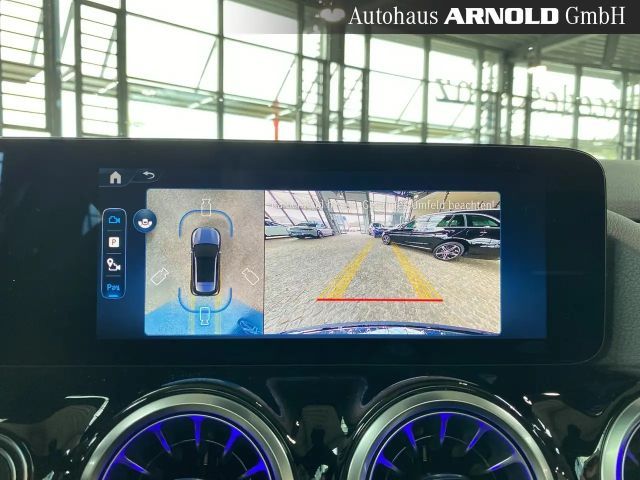 Mercedes-Benz GLA 180 AMG Line
