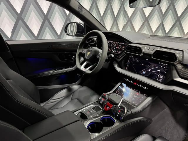 Lamborghini Urus SE // CARBON // UNIKÄT // VOLLE HÜTTE //
