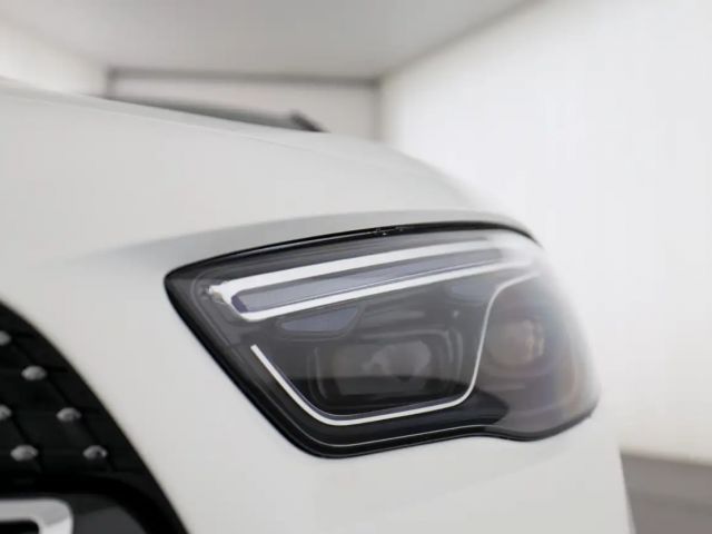 Mercedes-Benz GLA 200 4MATIC GLA 200 d