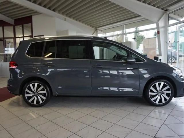 Volkswagen Touran DSG R-Line