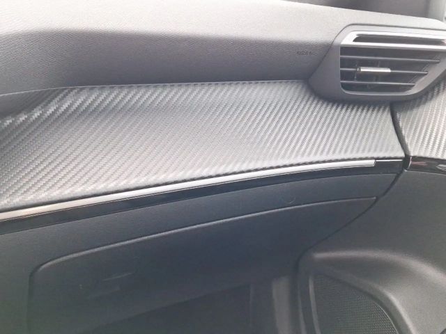 Peugeot 2008 Allure Pack EAT8 PureTech