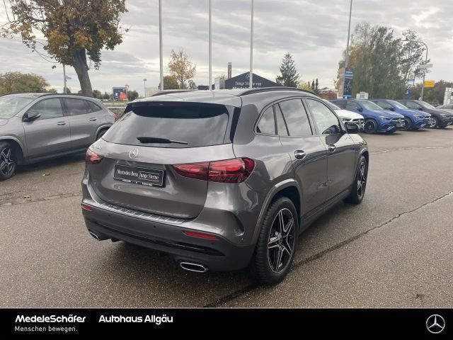 Mercedes-Benz GLA 200 AMG Line