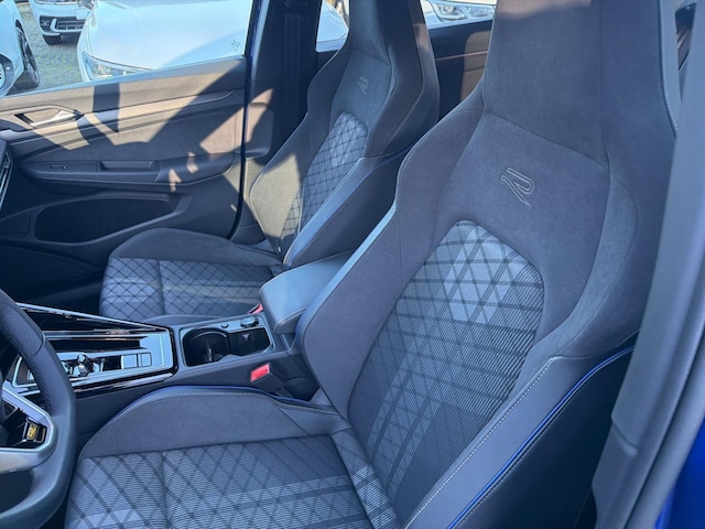 Volkswagen Golf DSG R-Line Style Variant