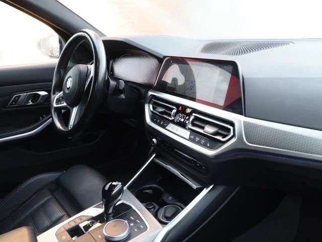 BMW 330 330i M-Sport Touring xDrive