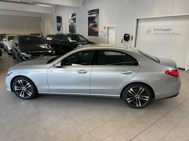 Mercedes-Benz C 180 AVANTGARDE Sedan