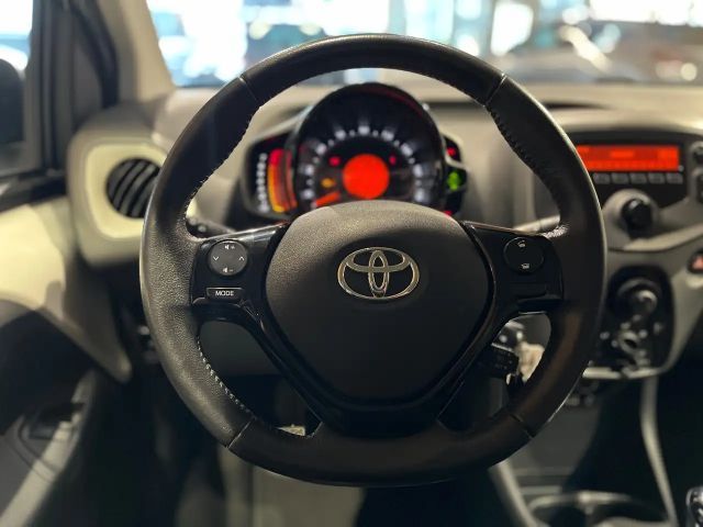 Toyota Aygo 1.0 VVT-i Play X-play