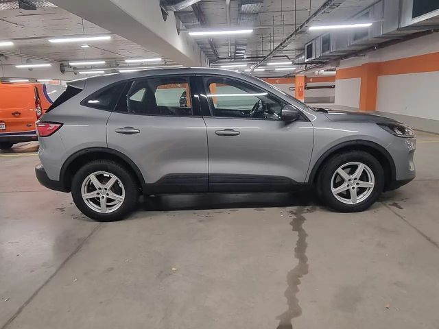 Ford Kuga Cool & Connect