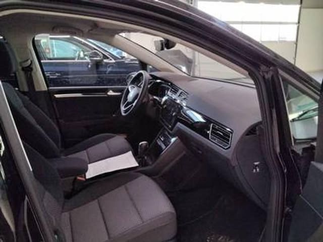 Volkswagen Touran 1.5 TSI DSG