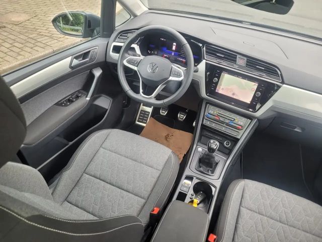 Volkswagen Touran 1.5 TSI Move