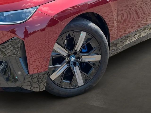 BMW iX xDrive40