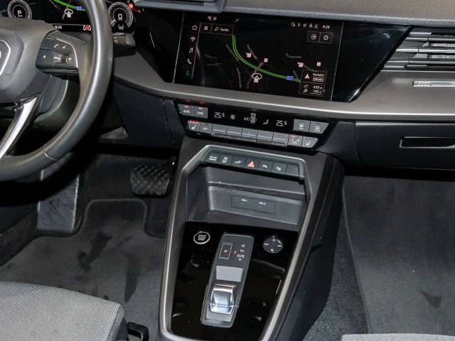 Audi A3 40 TFSI Hybride Sedan