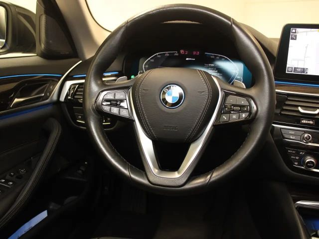 BMW 530 530e Touring