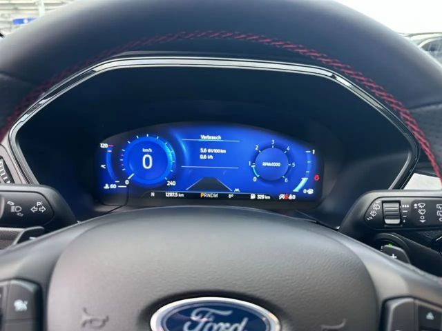 Ford Kuga ST Line