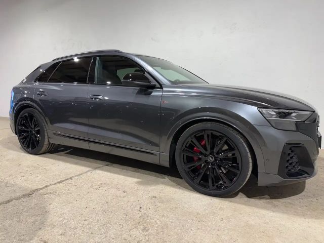 Audi Q8 55 TFSI Hybride Quattro