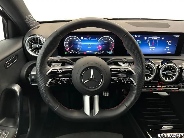 Mercedes-Benz A 200 AMG Line