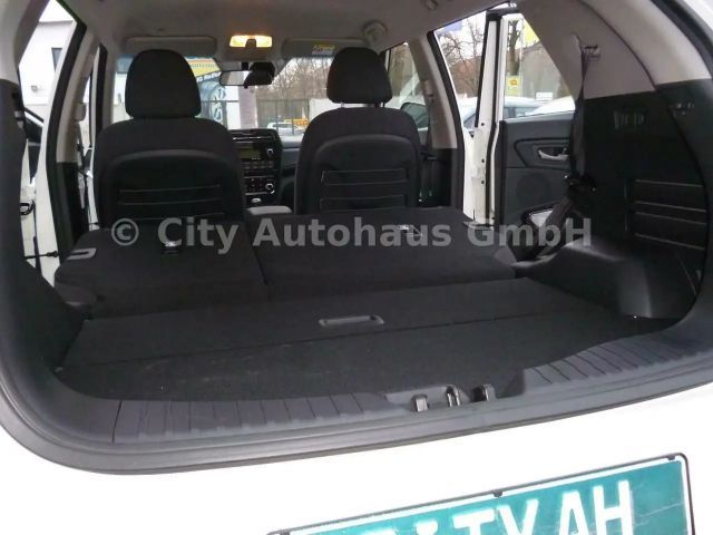 SsangYong Tivoli 2WD