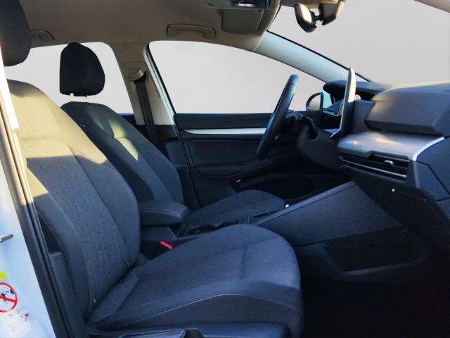 Volkswagen Golf 1.5 TSI Life eHybrid