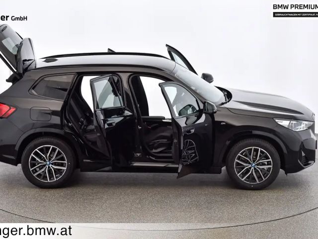 BMW iX1 xDrive30