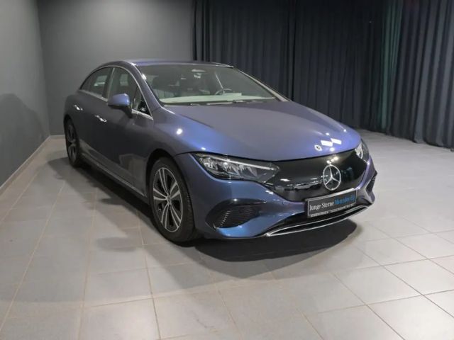 Mercedes-Benz EQE 300 Advanced Sedan
