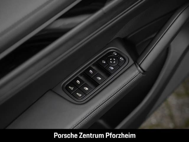 Porsche Cayenne Black Edition