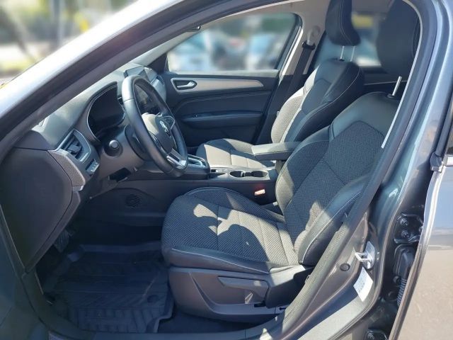 Renault Arkana E-Tech Intens