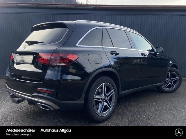 Mercedes-Benz GLC 200 4MATIC AMG Line