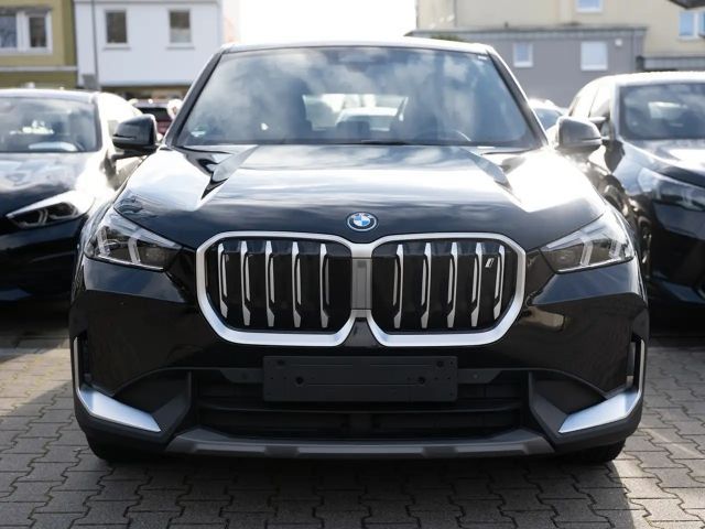 BMW iX1 xDrive30