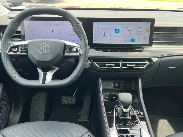 MG HS Luxury