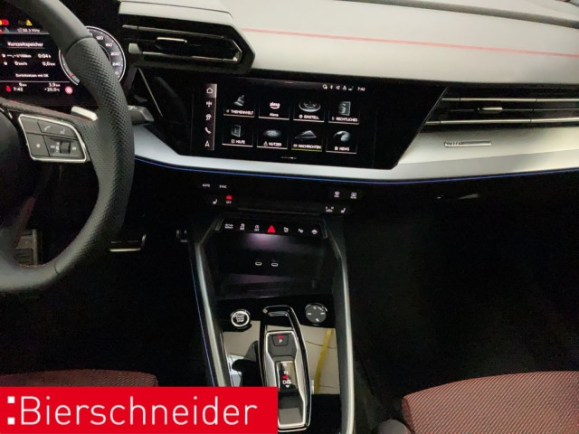 Audi A3 35 TFSI S-Line S-Tronic Sportback