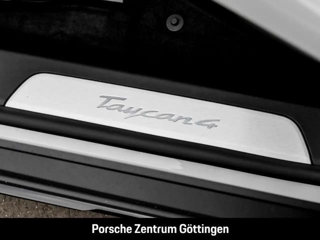 Porsche Taycan 4 Cross Turismo
