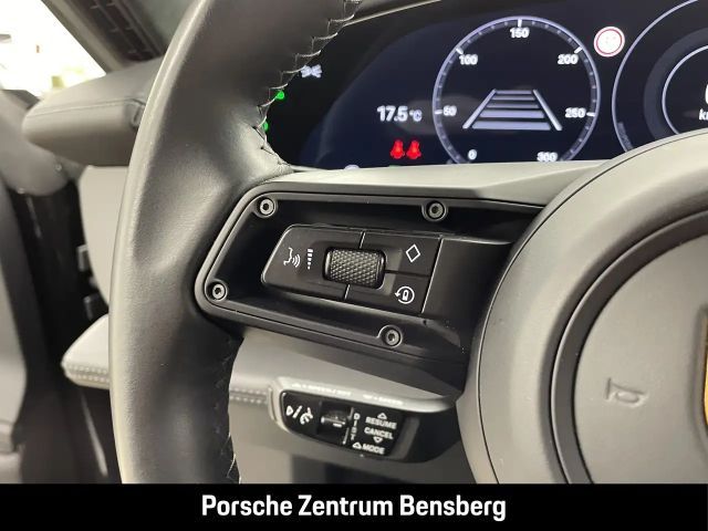 Porsche Taycan Sport Turismo Turbo