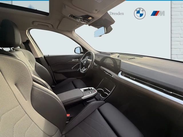 BMW X1 xDrive23i xLine Head-Up HK HiFi DAB LED Shz