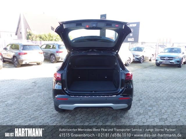 Mercedes-Benz GLA 200 ADVANCED+MBUX+RF.KAM+NAVI+LED+SPURHALTE