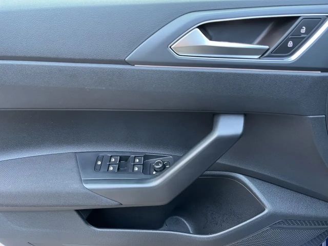 Volkswagen Taigo DSG IQ.Drive R-Line