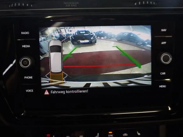 Volkswagen Touran DSG R-Line