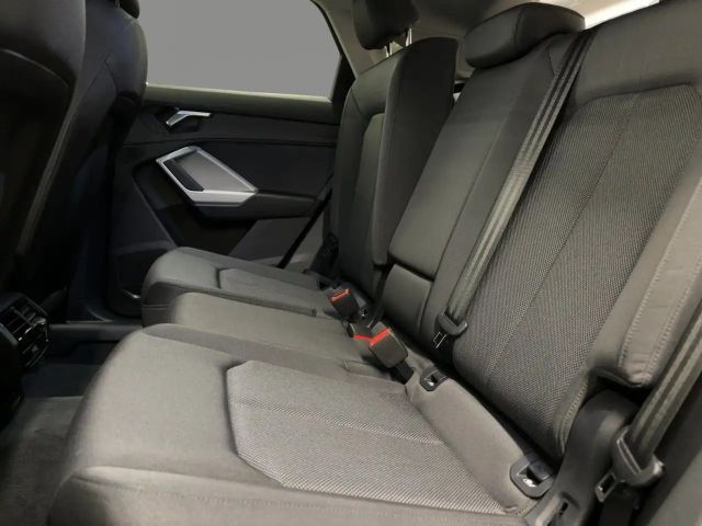 Audi Q3 35 TFSI S-Line