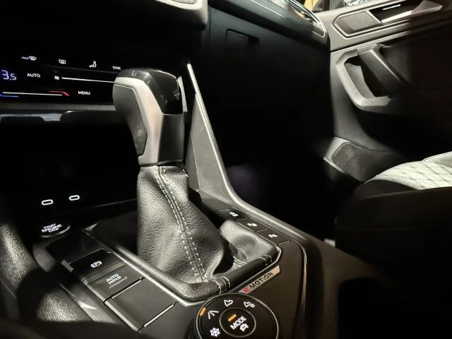 Volkswagen Tiguan DSG IQ.Drive R-Line