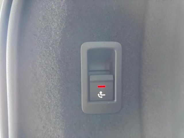 Audi A4 40 TFSI Avant S-Line