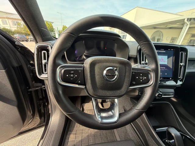 Volvo XC40 AWD Plus Recharge