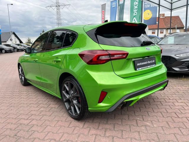 Ford Focus Limited ST Line