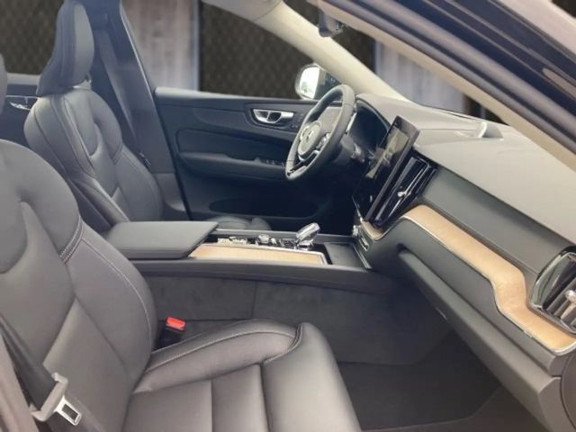 Volvo XC60 AWD Dark T6 Ultra